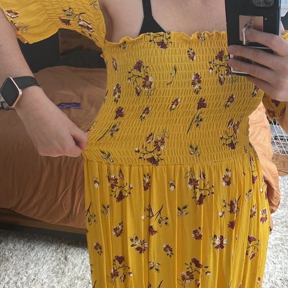 Dress - Picture 3 of 5